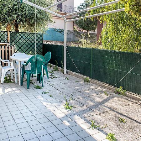 S027 - Sirolo, Nuovo Trilocale Con Terrazzo In Centro Apartman Kültér fotó